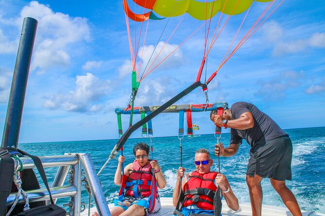 Parasailing and Photography Session Experience - Landing on your feet