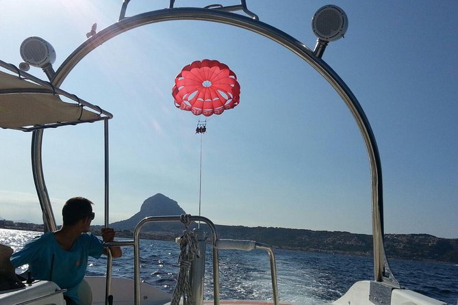 Parasailing desde el puerto de Denia - A good fit for families and small groups