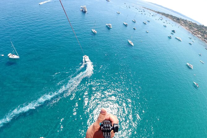 Parasailing flight two people, in Mandelieu-Cannes - The Flight for Two and the Five-Person Option