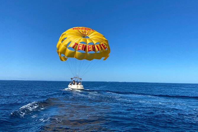 Parasailing flights on the coast of Adeje in Tenerife - One Boat, Ten-Minute Flights
