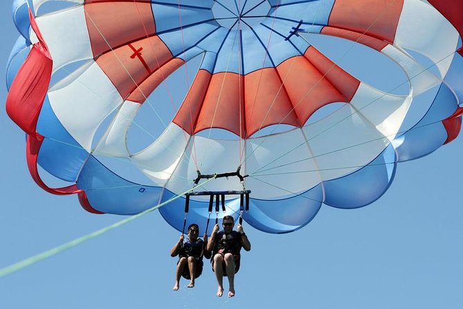 Parasailing Fly in The Sky With Transportation - Hurghada - Safety equipment and the sea landing
