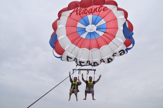 Parasailing in Alicante - Leaving from Alicante Marina