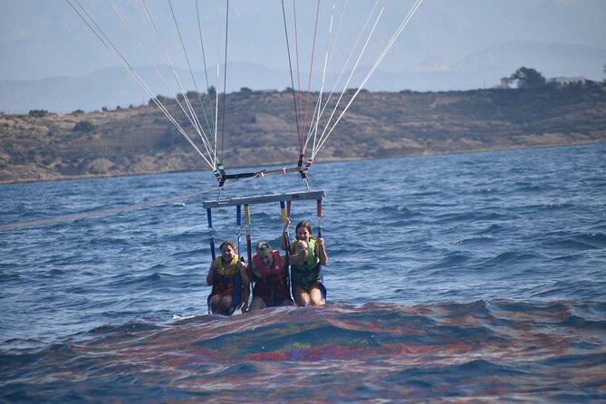 Parasailing in Alicante - The boat ride before your turn