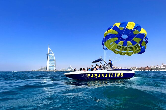 Parasailing in Dubai - Burj Al Arab View - A small group, but not a private flight
