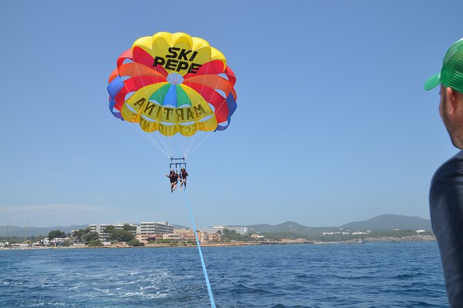 Parasailing in Ibiza with HD Video Option - What happens while other pairs fly