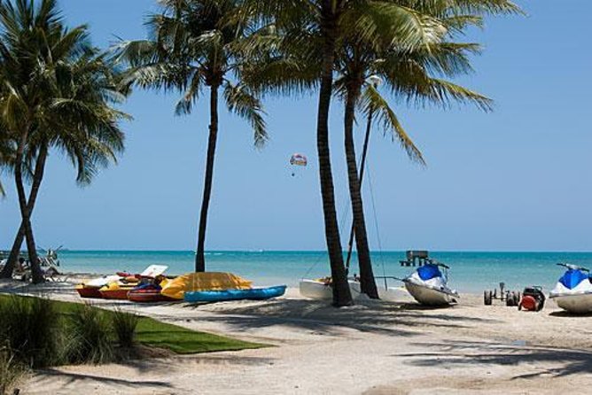 Parasailing in Key West at Smathers Beach - Flying Above Smathers Beach