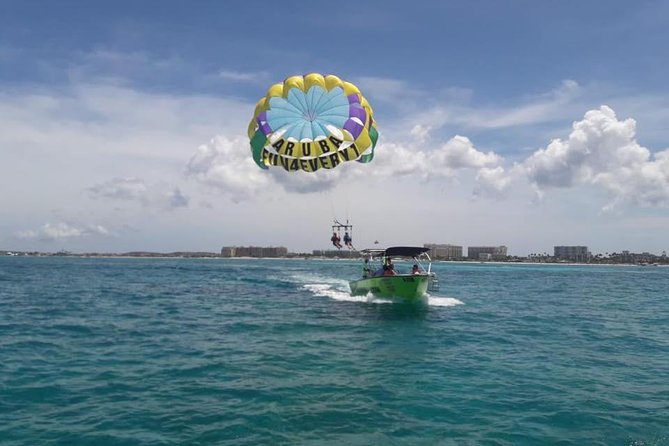 Parasailing in Palm Beach - Crew service and safety decisions