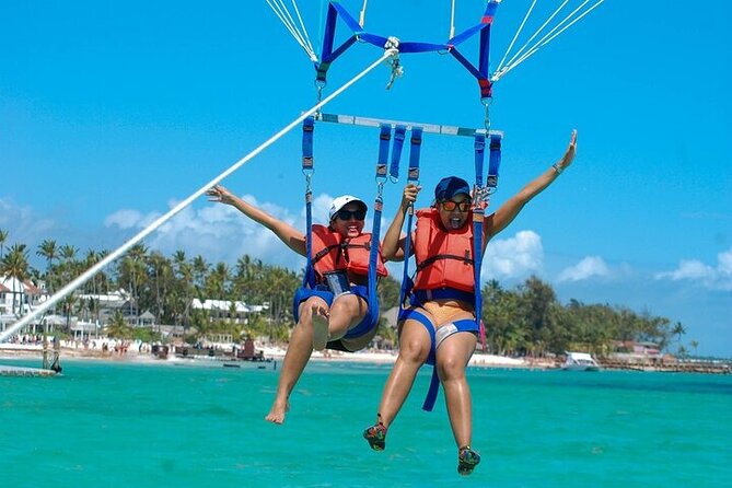 Parasailing in Punta Cana with Stunning Ocean Views - The eight-minute parasail flight