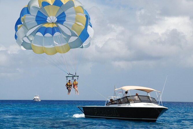 Parasailing off the coast of Sharm el Sheikh - Getting into the harness and taking off