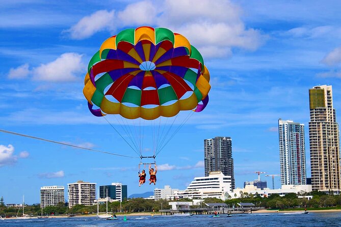 Parasailing on the Gold Coast, Fly solo, Tandem or Triple - Is $68.14 Good Value?