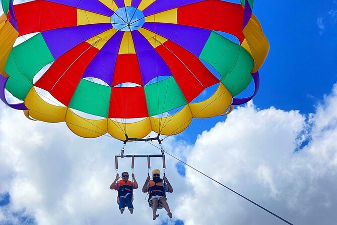 Parasailing on the Gold Coast, Fly solo, Tandem or Triple - Who Should Book This Gold Coast Activity?