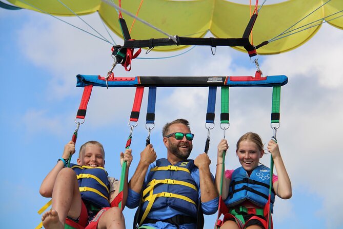 Parasailing Over Historic Charleston Harbor - What Is Included, and What You Should Pack