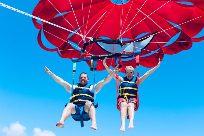 Parasailing Palm Beach - From Riviera Beach marina to open water