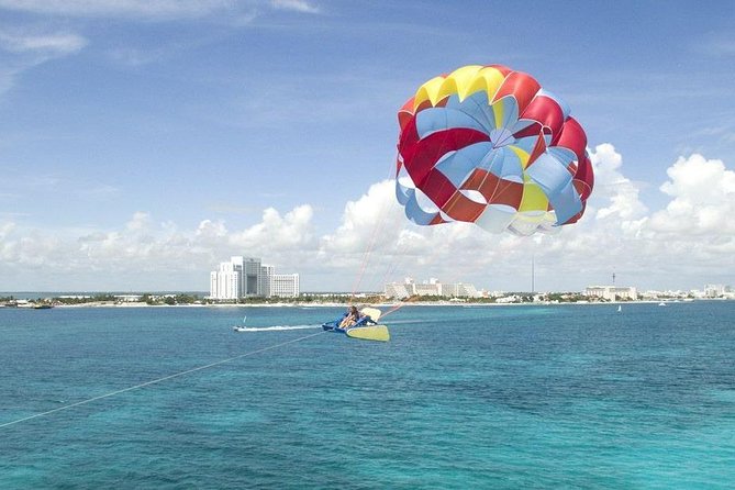 Parasailing Tour - What happens at the marina and on the boat