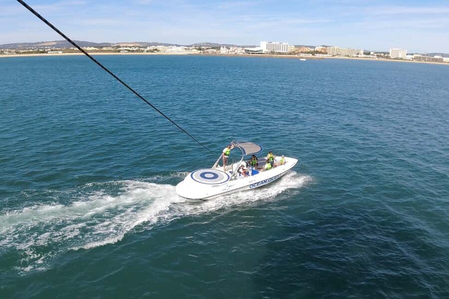 Parasailing Vilamoura - Taking off from the Cherokee boat