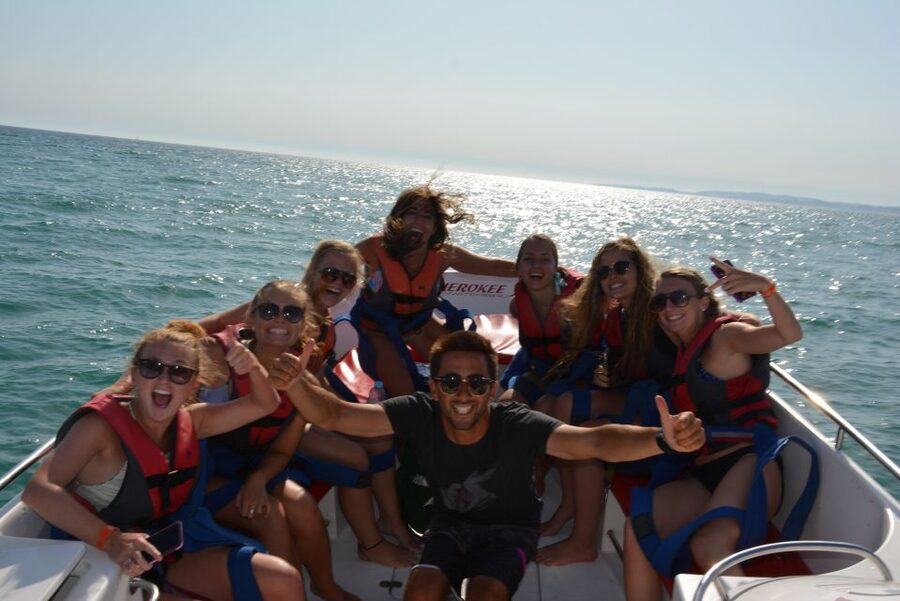 Parasailing Vilamoura - What the boat ride adds to the experience