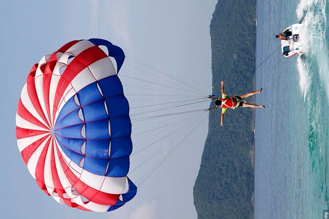 Parasailing Water Activity.. (Full Adrenaline) - Getting ready at the beach