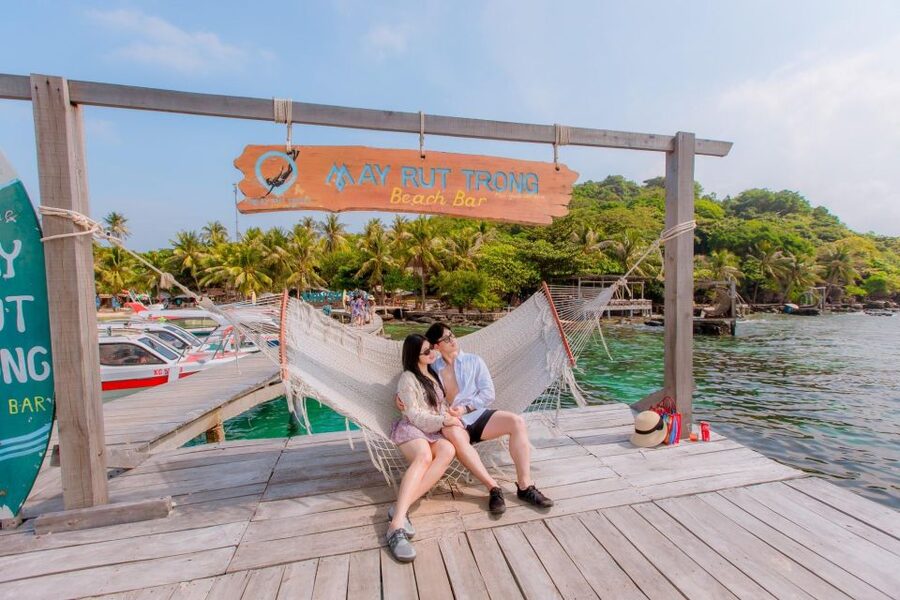 Phu Quoc: Explore 3 Islands & Parasailing and Jetski Combo - SUP, Kayak, and the Coral Park