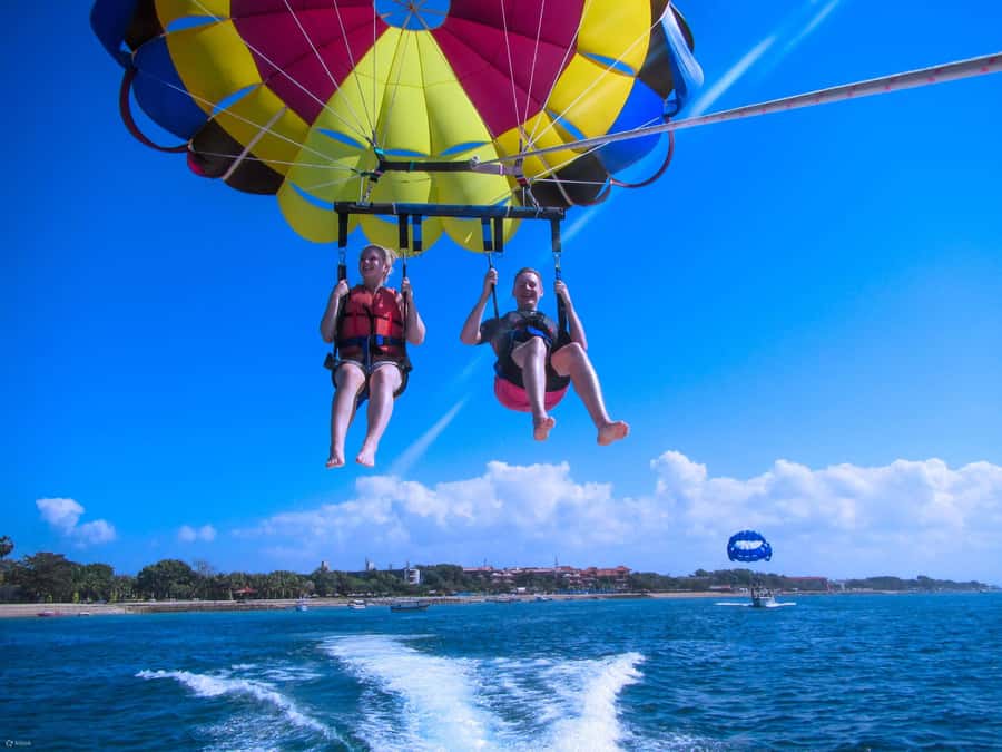 Phuket: Parasailing Adventure - Safety checks, swimming ability, and sea conditions
