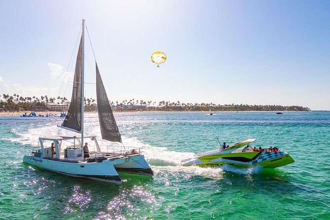 Private Catamaran + Private Parasailing - up to 20 passengers - Key points to know before booking