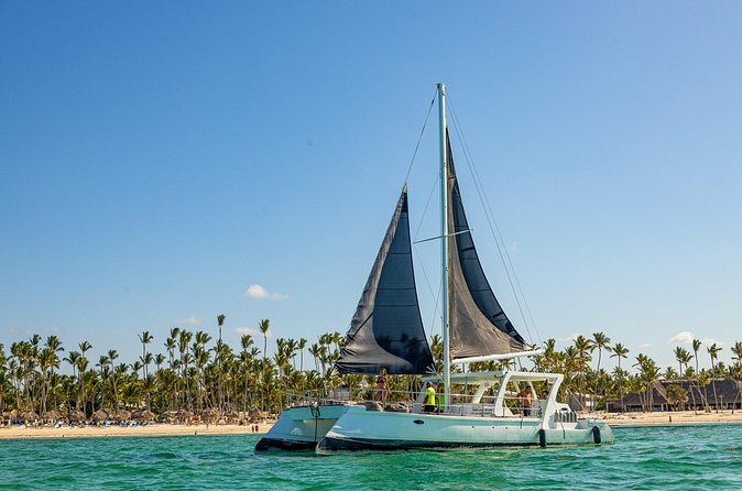 Private Catamaran + Private Parasailing - up to 20 passengers - Snorkeling, swimming, and extra stops
