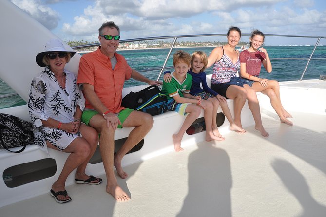 Punta Cana Combo Tour: Snorkeling, Catamaran Cruise & Parasailing - Swimming at the natural pool