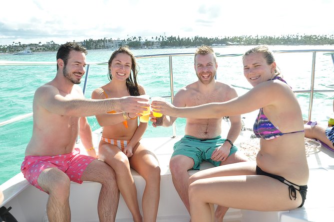 Punta Cana Combo Tour: Snorkeling, Catamaran Cruise & Parasailing - What to pack and what is not included