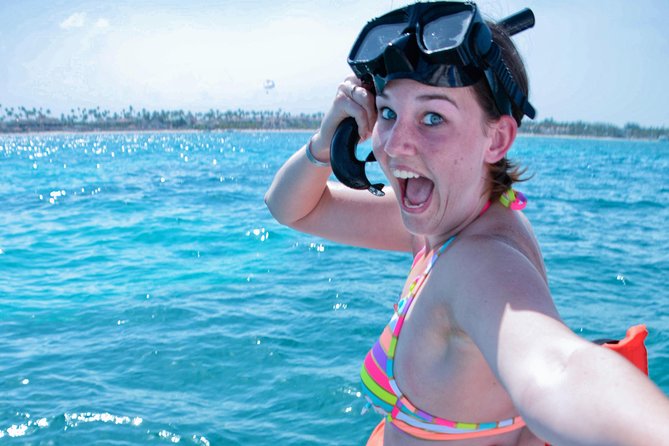 Punta Cana Combo Tour: Snorkeling, Catamaran Cruise & Parasailing - Snorkeling in 2 to 4 meters of water