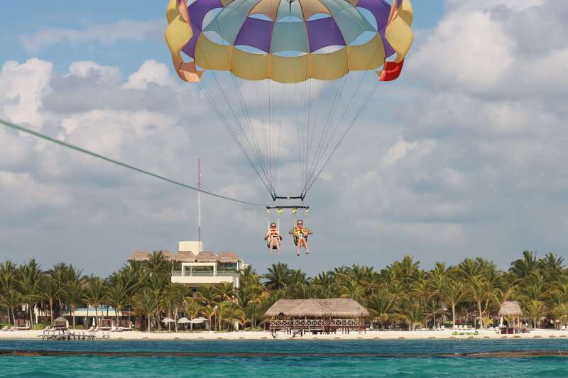 Riviera Maya: Parasailing Tour with Beach Club Access - The safety briefing and first-time nerves