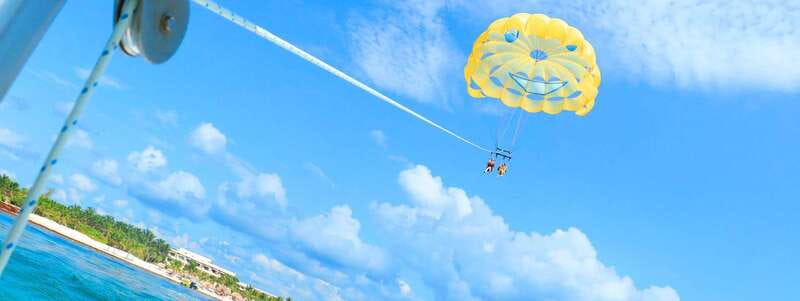 Riviera Maya: Parasailing Tour with Beach Club Access - Why the beach club access matters