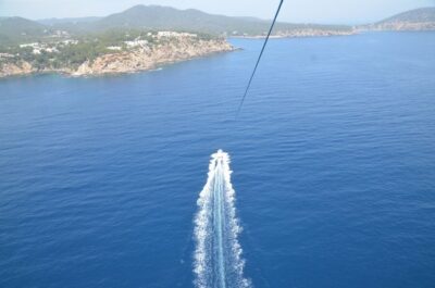 Parasailing Boat Cruise with Drinks