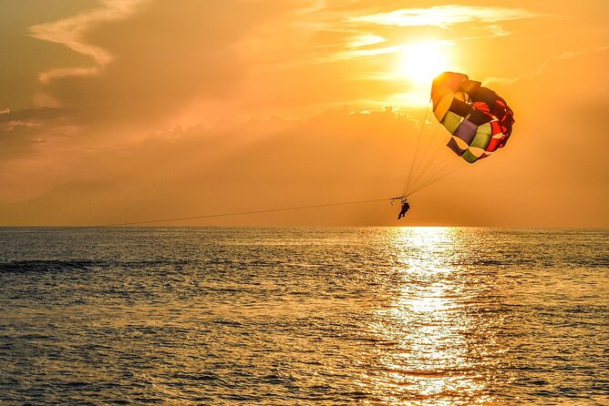 Santorini: Parasailing Flight Experience at Black Beach - The 10-minute safety briefing at Perivolos