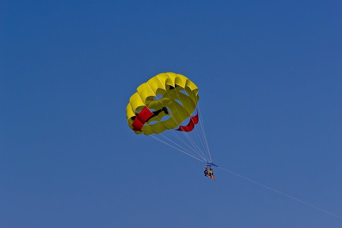 Santorini: Parasailing Flight Experience at Black Beach - The view from 100 meters above the sea