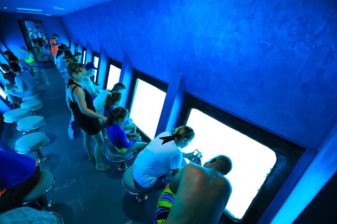 Semi Submarine Snorkeling & Fly Parasailing Adrenaline-Hurghada - Pickup and the two-hour boat schedule