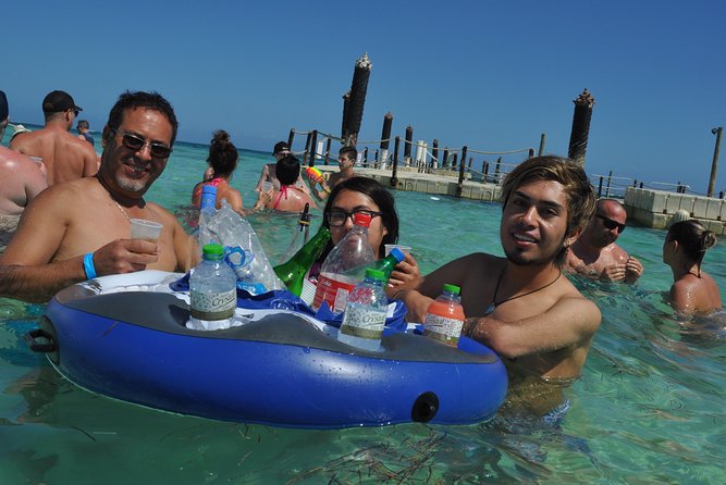 Snorkeling Catamaran Tour & Parasailing - Snorkeling and hookah-style underwater breathing