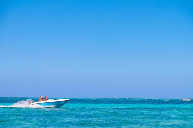 Speed Boat Activity with Snorkeling and Parasailing in Punta Cana - What this three-hour Punta Cana outing is really like