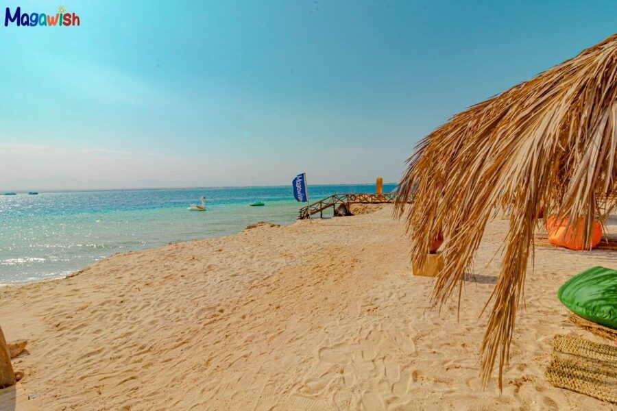 Speedboat,Parasailing, Snorkeling & Piece Of Paradise Island - What the $63 price really covers