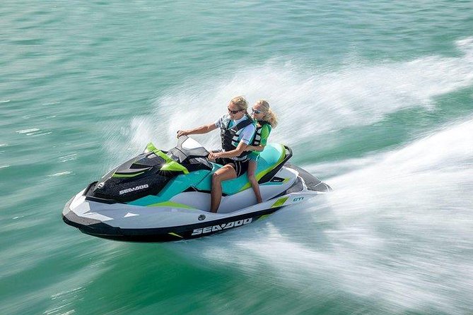 Tandem Parasailing and Jet Ski in Puerto del Carmen - The 20-minute jet ski circuit
