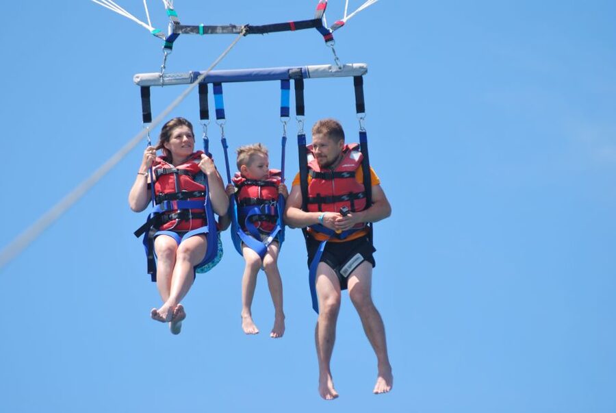 Torrevieja: parasailing experience - Booking flexibility and practical limits