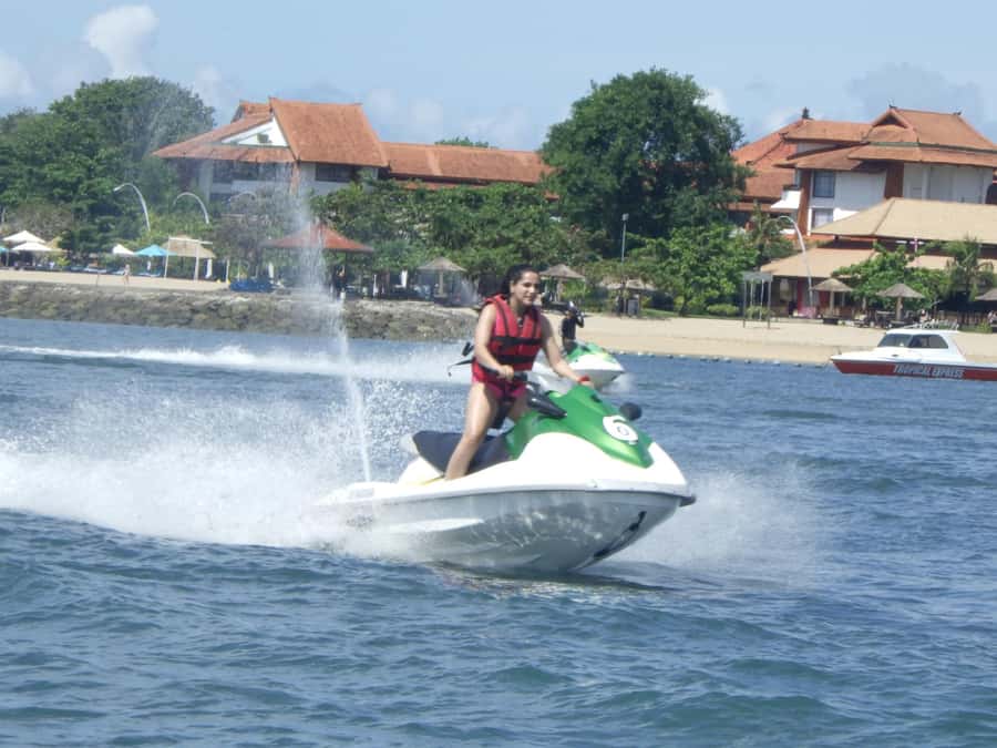 Triple Package Self Drive Jet Ski, Banana & Parasailing - What the $86 price really buys