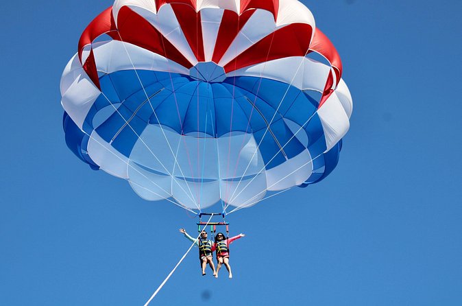 Waikiki and Diamond Head Parasailing Experience - Photos cost extra, but can be useful